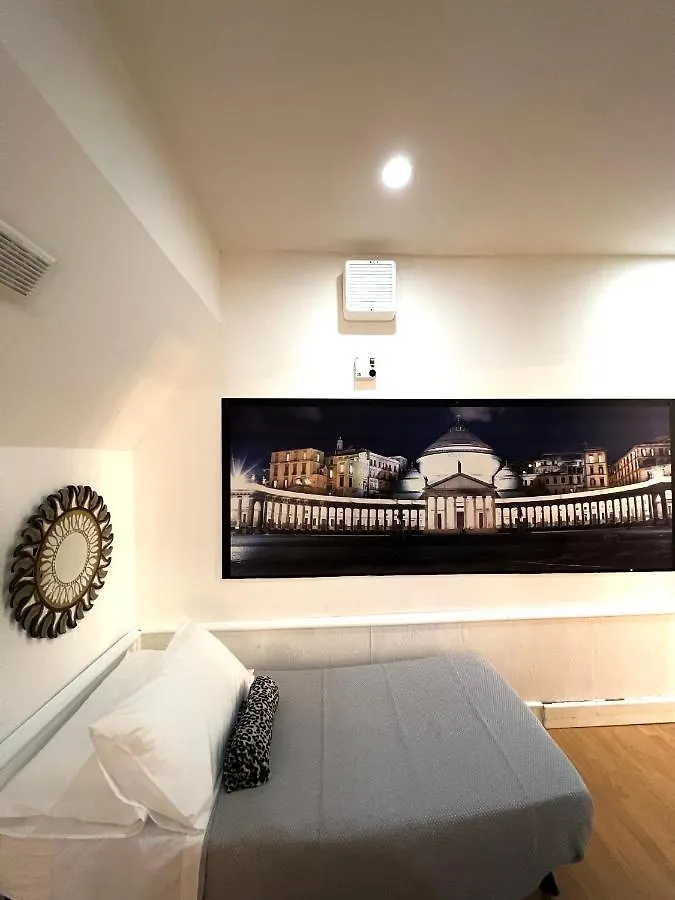 Apartment Casa Murales A Toledo Naples Italy